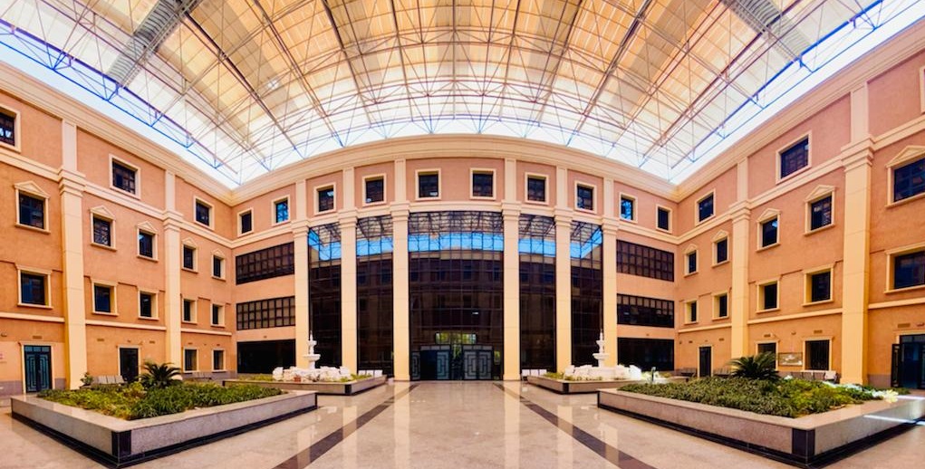 كلية الهندسة جامعة الأهرام الكندية ACU