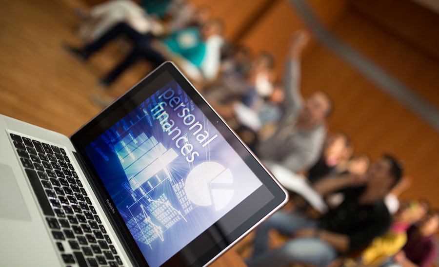 كلية التجارة وإدارة الأعمال جامعة المستقبل