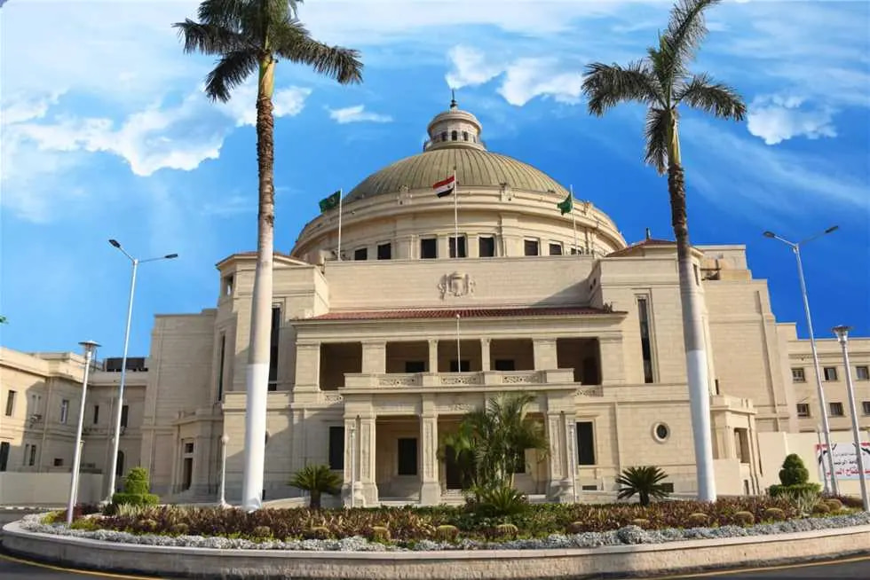 كلية الحاسبات والذكاء الاصطناعي جامعة القاهرة الأهلية 
